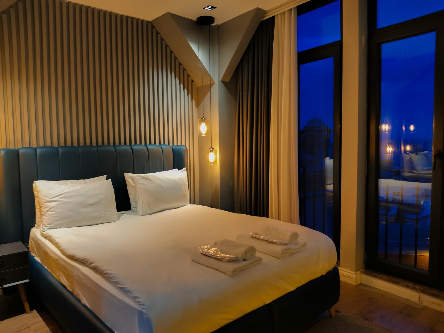 5 Reasons Airline Crews Love Birds Nest Lodging